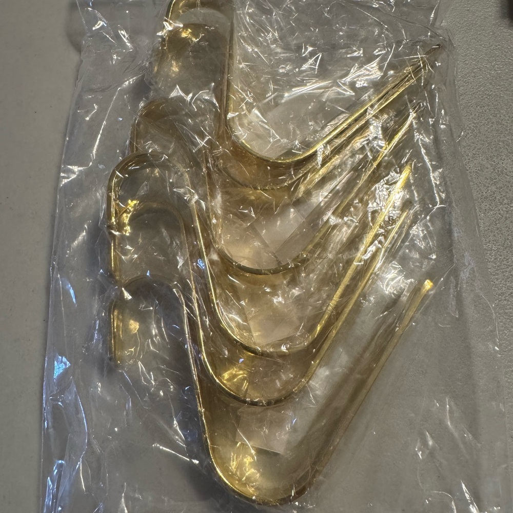 Gold Swan-Shaped Hooks